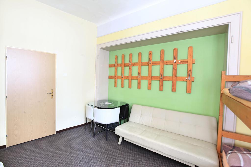 Hostel SKLEP Prag Exterior foto